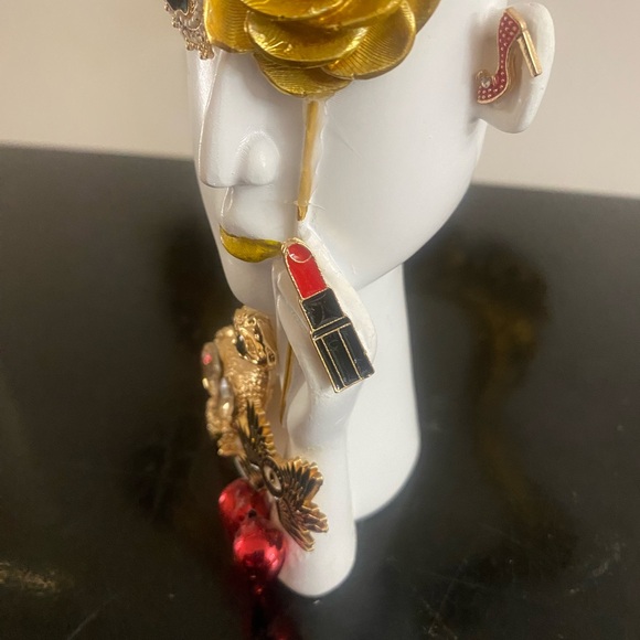 Vase Planter Sculptural Face Decorated Hand-Crafted One of a Kind - Picture 14 of 15